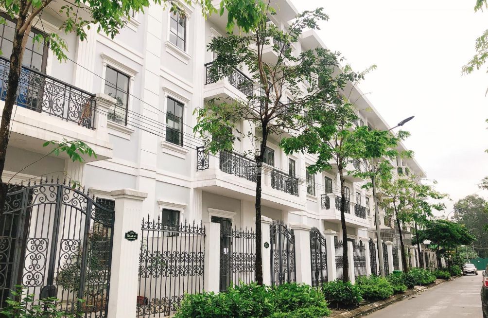 Bán nhà liền kề khu đô thị Đại Kim Định Công hướng Tây Nam, DT 110m2 view công viên